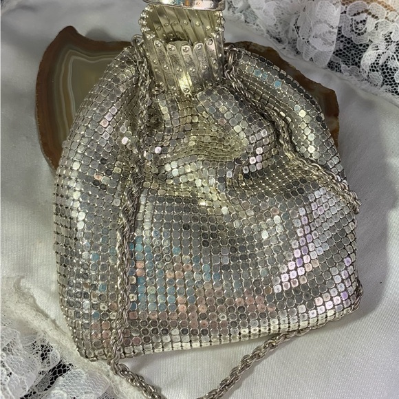 Whiting & Davis Handbags - Antique Whiting & Davis Silver Mesh Open Gate Top Beggars Evening Bag
